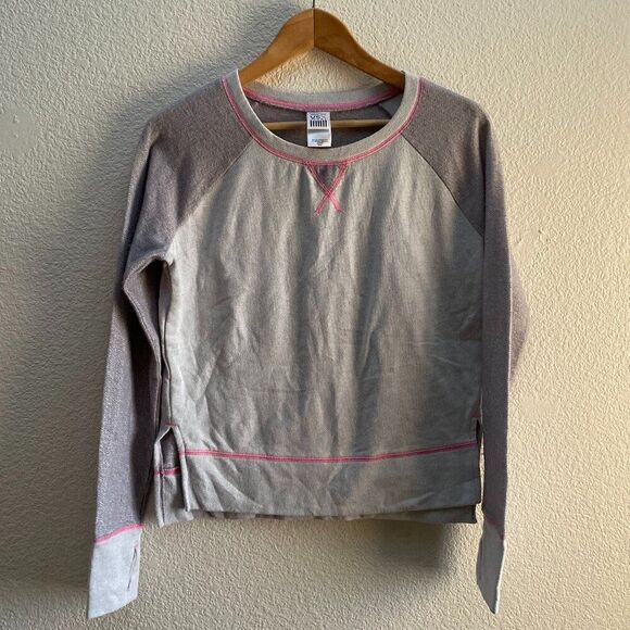 VSX Sport Victoria's Secret Glitter Gray Crew Neck Sweatshirt XS Extra Small - Picture 1 of 3